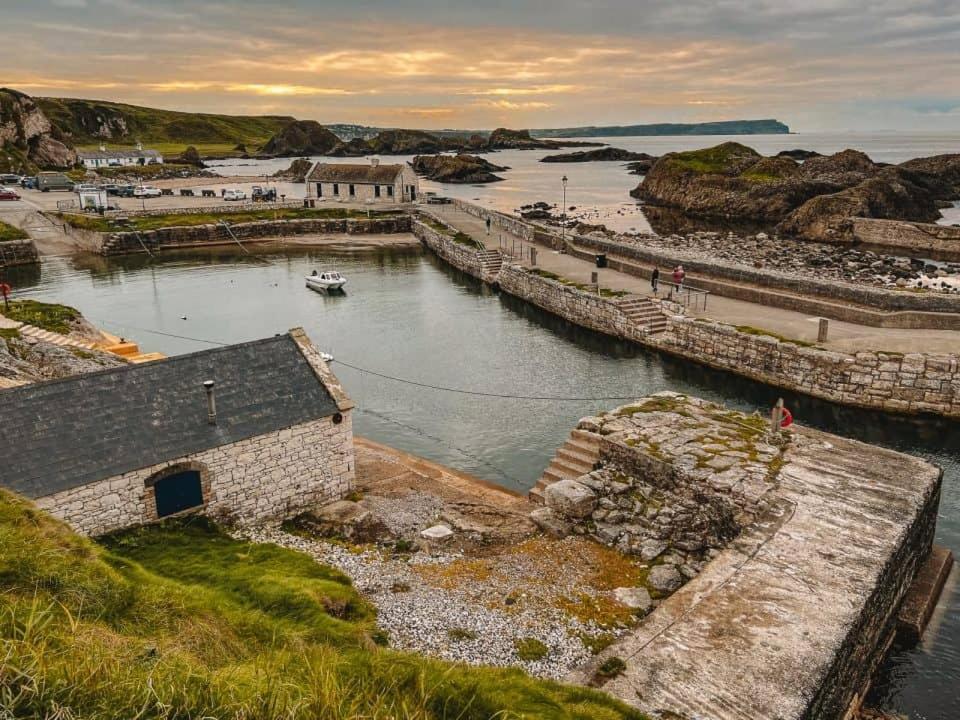 Taise Veiw Apartment Ballycastle Bagian luar foto