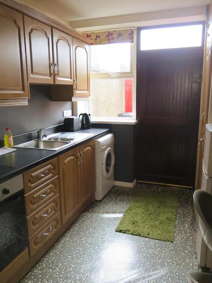 Taise Veiw Apartment Ballycastle Bagian luar foto