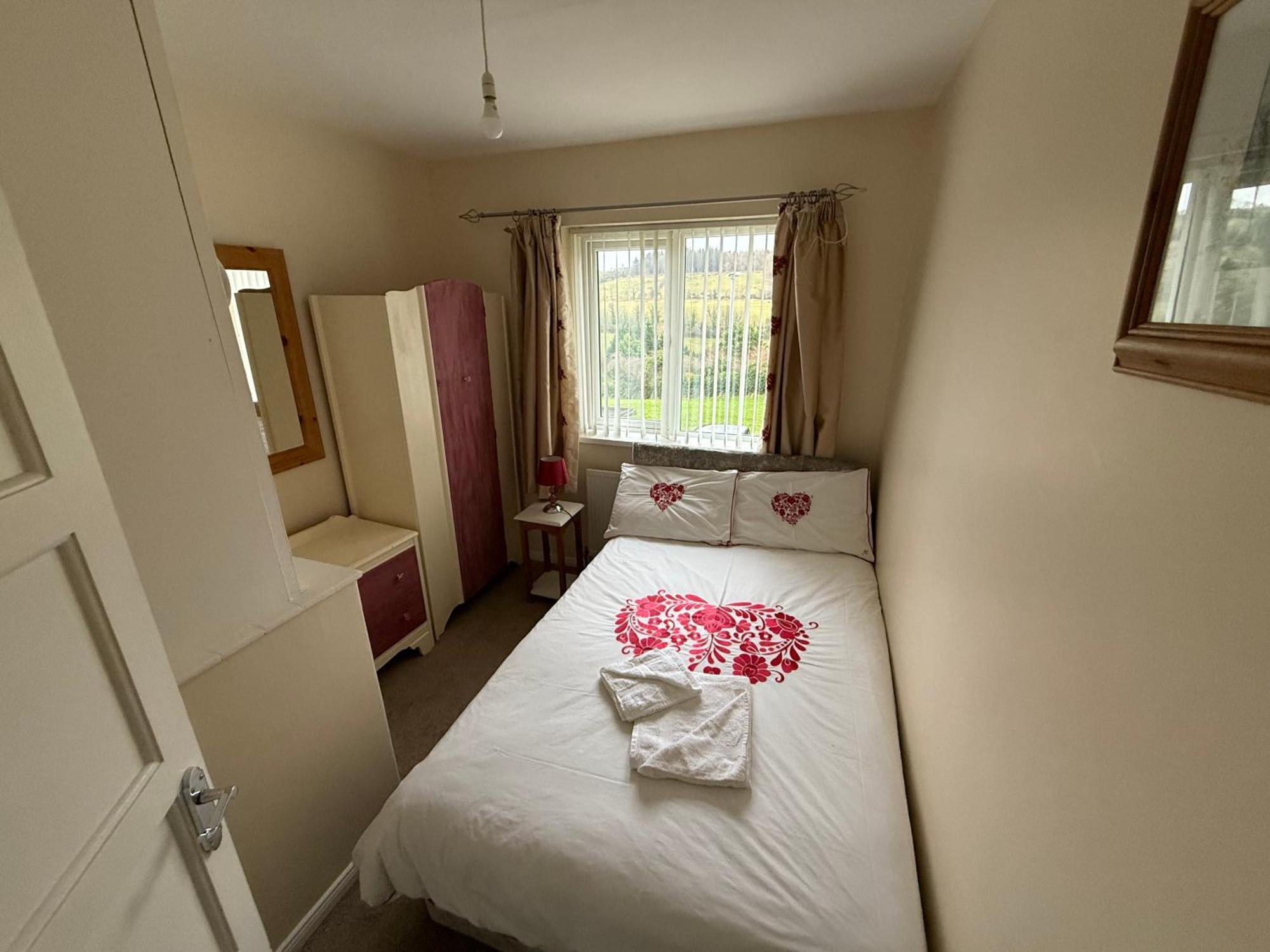 Taise Veiw Apartment Ballycastle Bagian luar foto