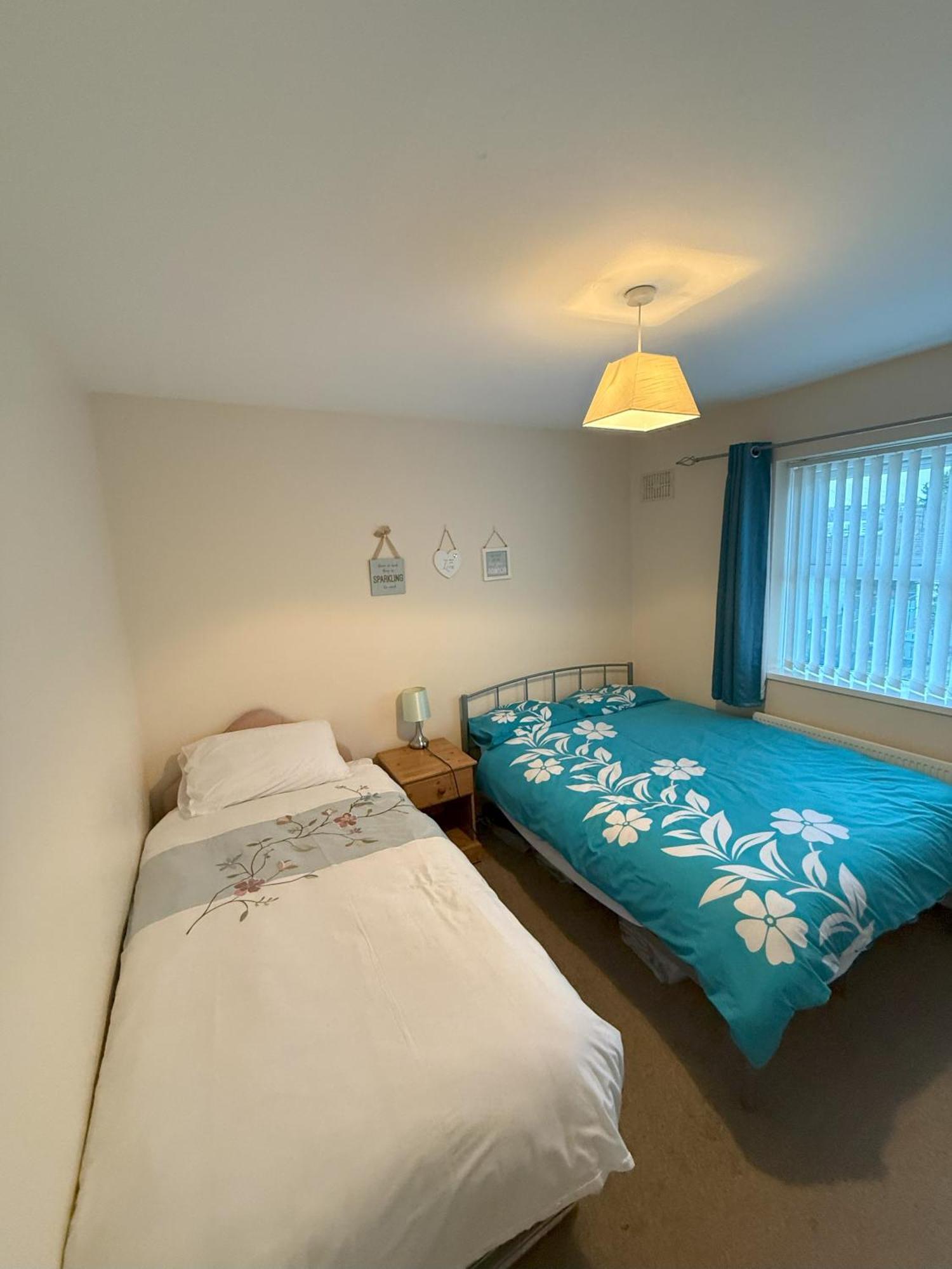 Taise Veiw Apartment Ballycastle Bagian luar foto